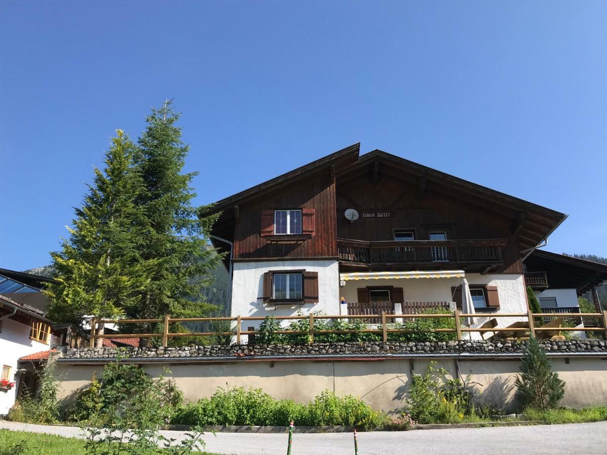 Haus Helli Apartment Berwang Exterior photo